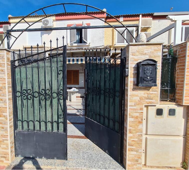 Marble Manor Guest House Los Alcázares Buitenkant foto
